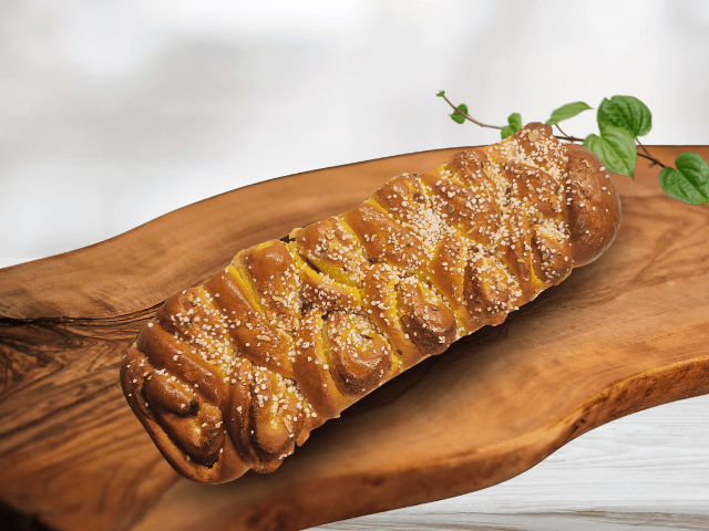 Saffranslängd med mandelmassa